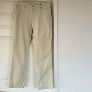 Vineyard Vines mens pants